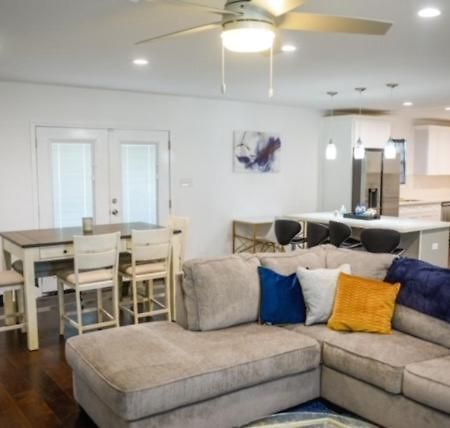 Nola Getaway With King Suite 10 Mins From French Quarter 뉴올리언스 외부 사진