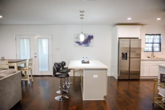 Nola Getaway With King Suite 10 Mins From French Quarter 뉴올리언스 외부 사진