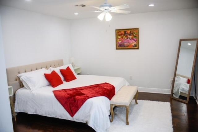 Nola Getaway With King Suite 10 Mins From French Quarter 뉴올리언스 외부 사진